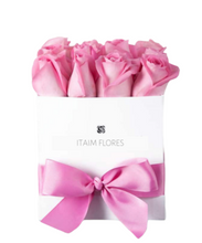 Carregar imagem no visualizador da galeria, Elegant Bouquet