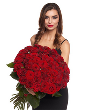 Carregar imagem no visualizador da galeria, Bouquet Red - 100 Rosas
