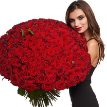 Carregar imagem no visualizador da galeria, Bouquet 100, 200 ou 300 Rosas - Itaim Flores
